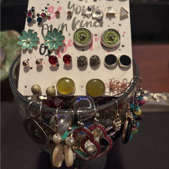 Boho Vintage Modern Dangle Earrings Hoops and Studs Lot Over 60 Pairs - Picture 2 of 9